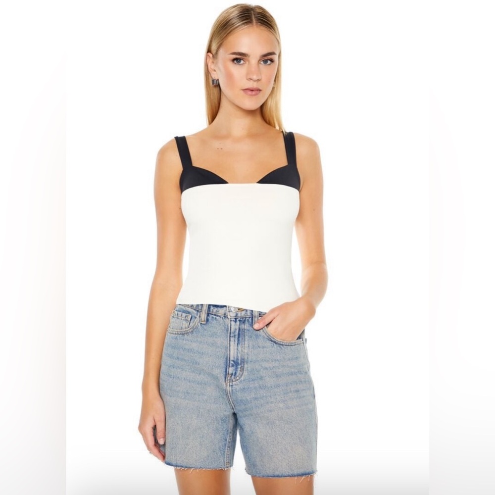 FOREVER 21 Cream and Black seamless color block sweetheart tank top Size L NWT